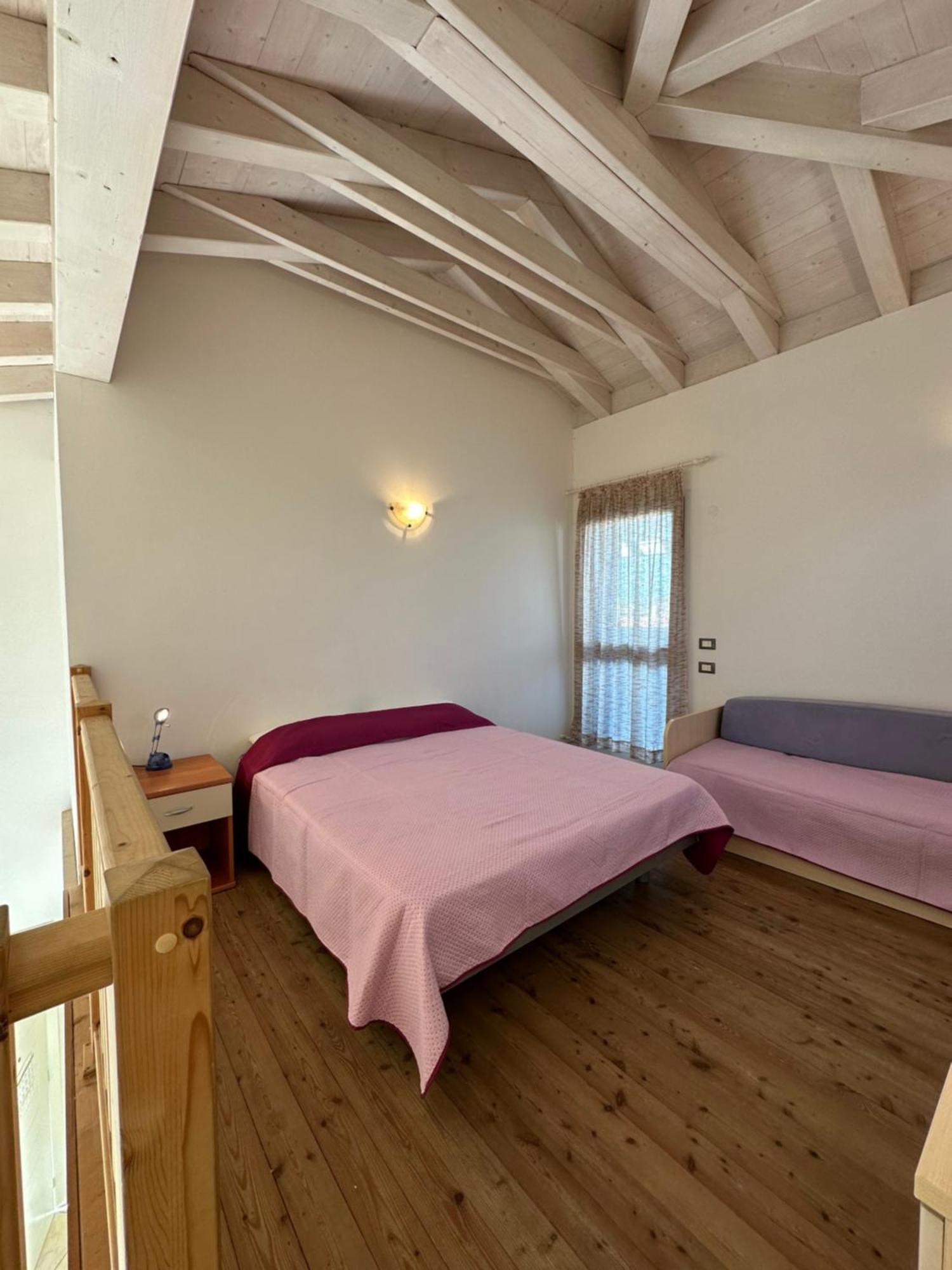Residence Stefania Attici Su 2 Livelli - Agenzia Cocal Каорле Экстерьер фото